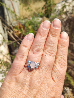 Vergissmeinnicht Ring mit Rosenquarz