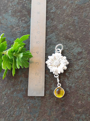 Chrysanthemen Anhänger mit Citrin Nr. 1
