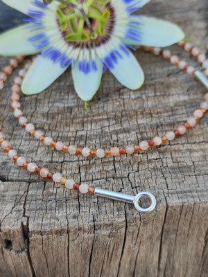 Feuer Opal und Mondstein Kette