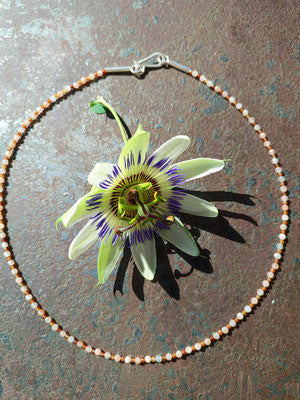 Feuer Opal und Mondstein Kette