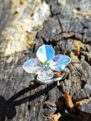 Glücks Klee Ring mit Peridot
