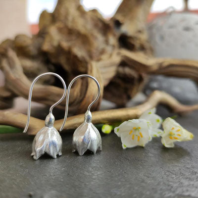 Set Nr.2 Anhänger mit zwei Blüten und Märzenbecher Ohrhänger