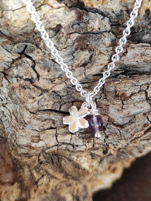 Vergissmeinnicht Anhänger mit Geburtsstein Amethyst (Februar)
