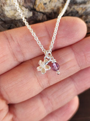Vergissmeinnicht Anhänger mit Geburtsstein Amethyst (Februar)
