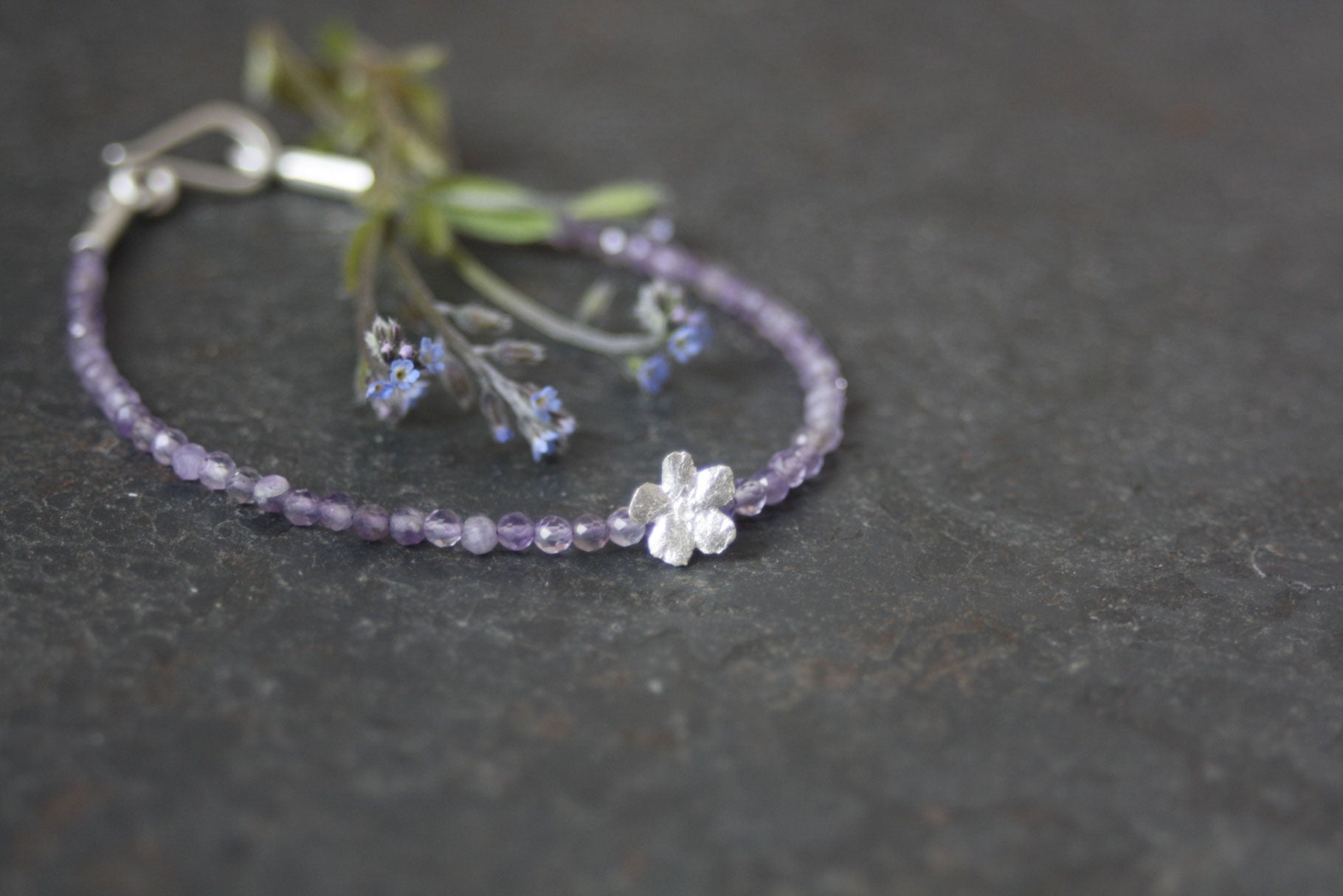 Vergissmeinnicht Armband mit Amethyst