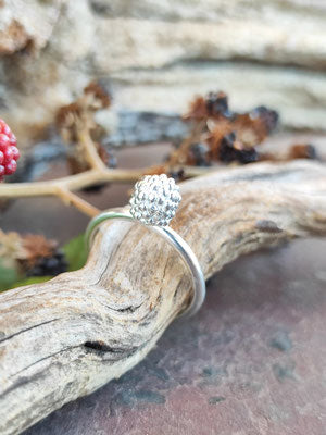 Mini Beeren Ring