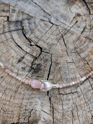 Märzenbecher Collier mit Opal