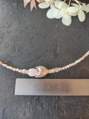 Märzenbecher Collier mit Opal