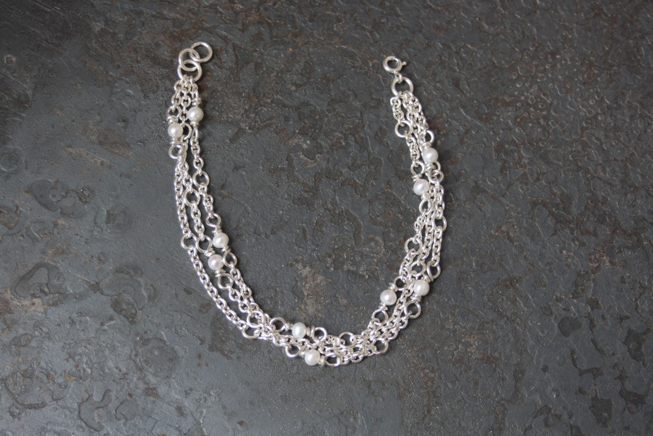 Dreireihiges Bettelarmband