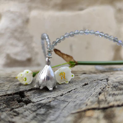 Lange Labradorith Kette mit Märzenbecher