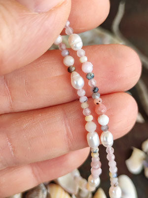 Mini Muschel Opal Kette*