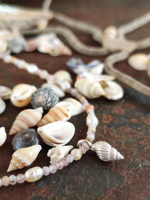 Mini Muschel Opal Kette*