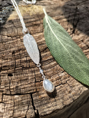 Salbei Blatt Anhänger mit Labradorith Tropfen