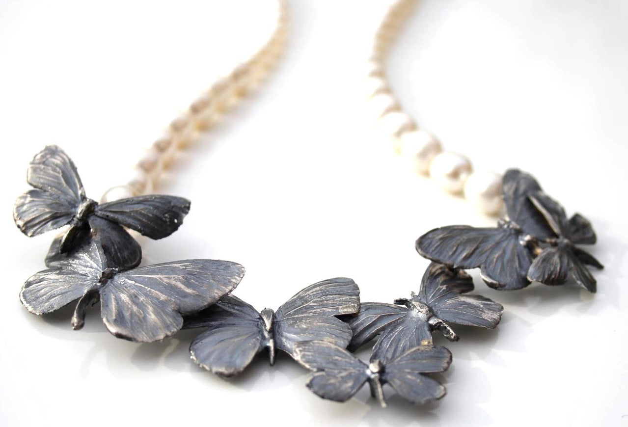 Großes Schmetterlings Collier