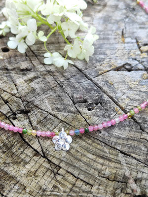 Bunte Turmalin Kette mit Schneeball Hortensien Blüte