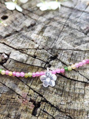 Bunte Turmalin Kette mit Schneeball Hortensien Blüte