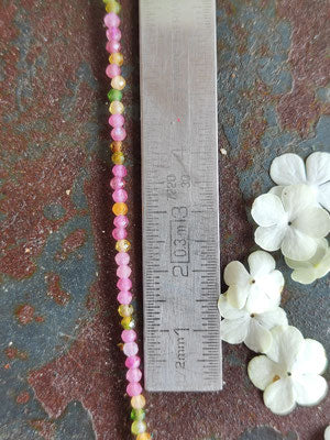 Bunte Turmalin Kette mit Schneeball Hortensien Blüte